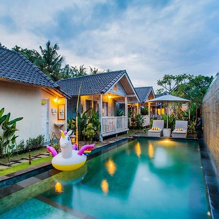 The Syron Huts Lembongan Hotel Exterior foto